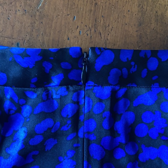 Intermix Silk shorts - Picture 6 of 7